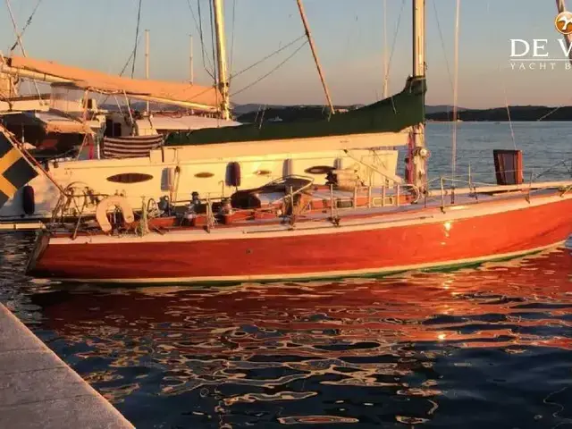 Classic Sailing Yacht