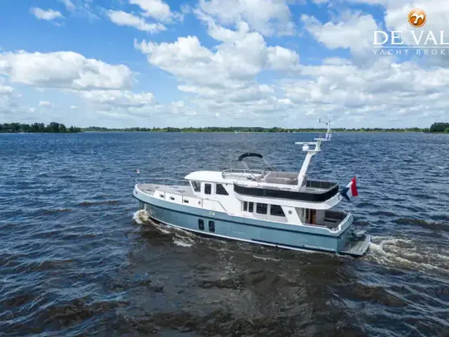 Privateer TRAWLER 50