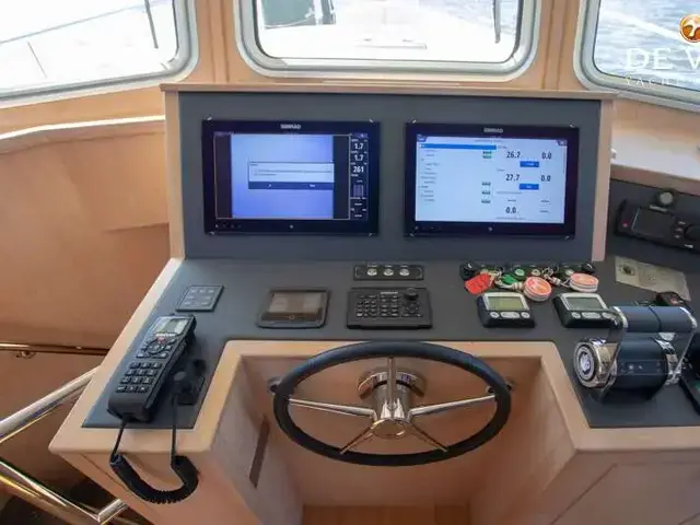 Privateer TRAWLER 50