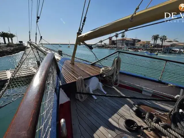 Schooner Baltimore Fishing