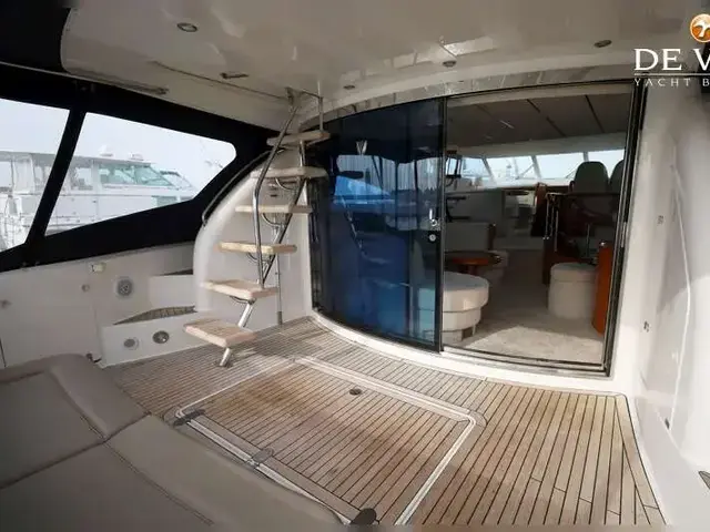 Fairline Squadron 55