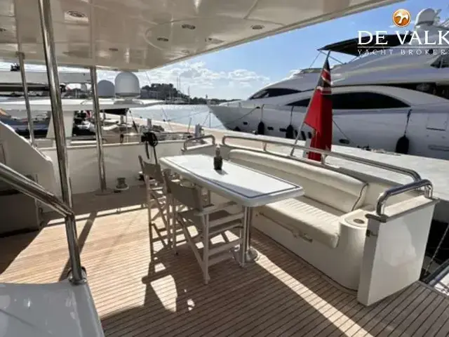 Elegance Yachts 76