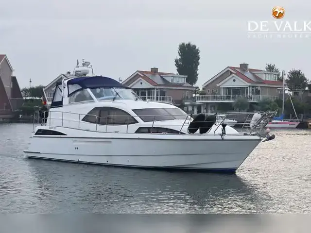 Broom Boats 425