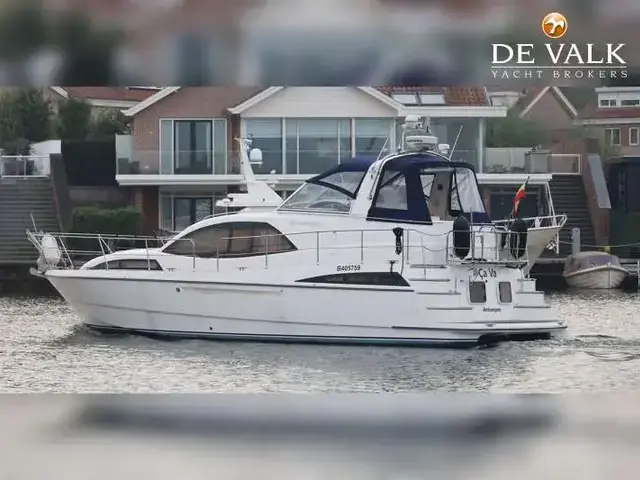 Broom Boats 425