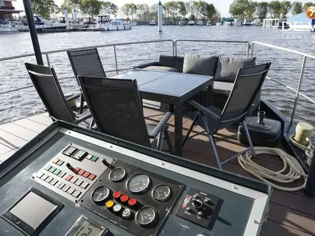 Houseboat 19.50 Meter