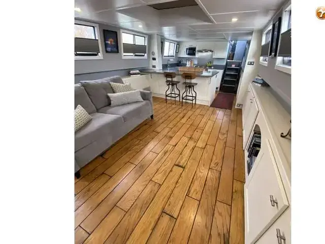 Houseboat 22 Meter