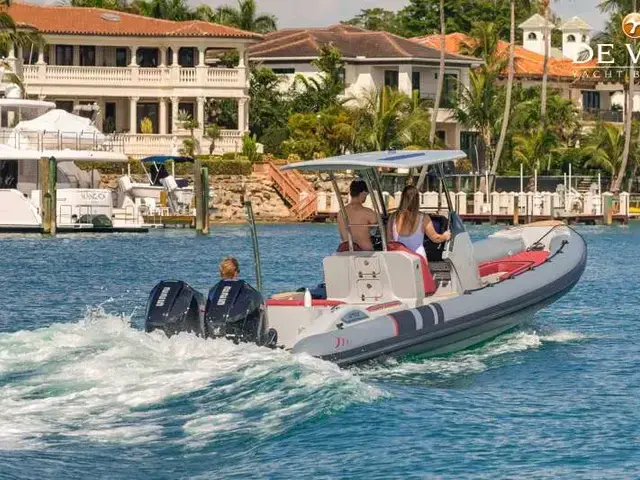 Cobra Nautique 8.7m