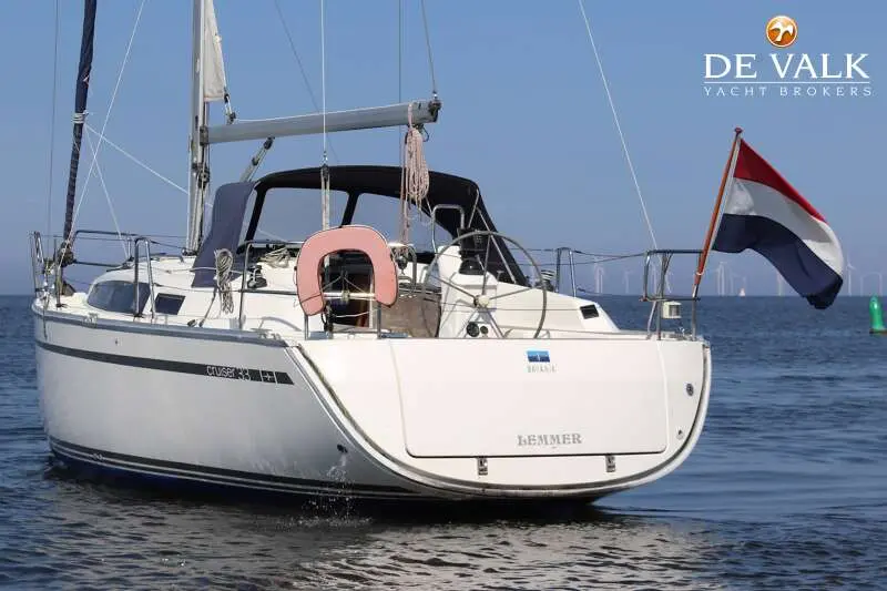 2015 Bavaria 33 cruiser