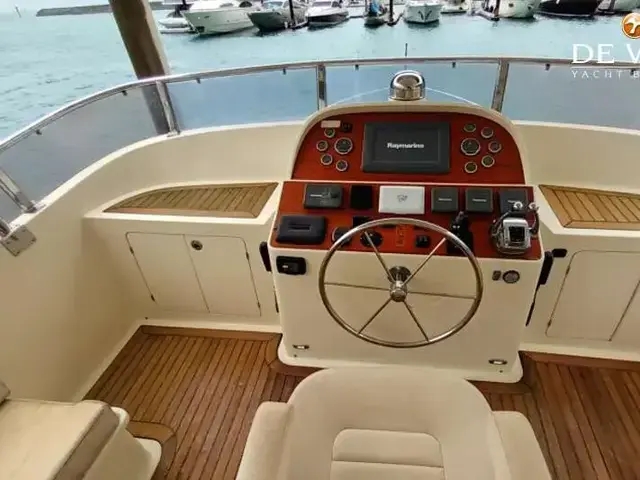 Clipper Motor Yachts Cordova 52