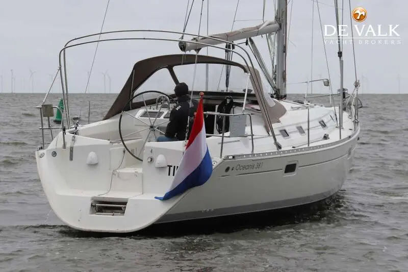 1996 Beneteau oceanis 381