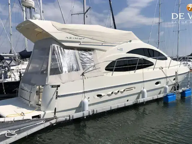 Azimut 42