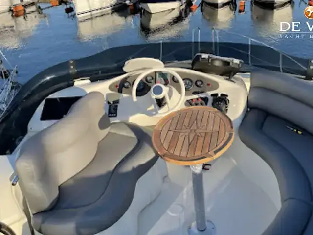 Azimut 42