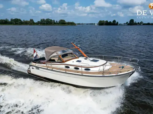 Intercruiser Boats 34