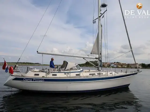 Hallberg-Rassy 42 F