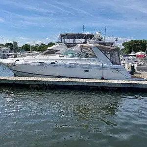 2001 Cruisers Yachts 3870 Express