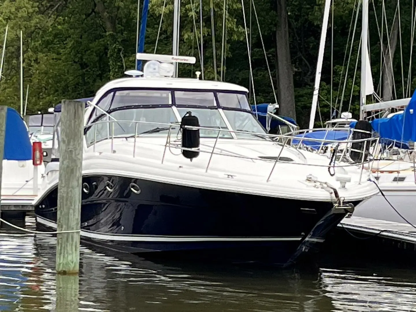 2004 Sea Ray sundancer 420