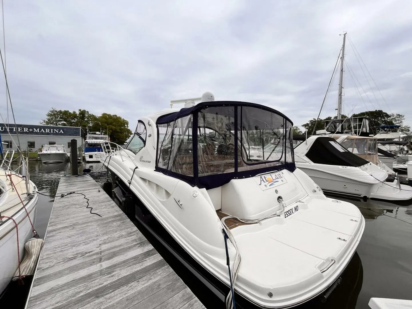 2004 Sea Ray sundancer 420