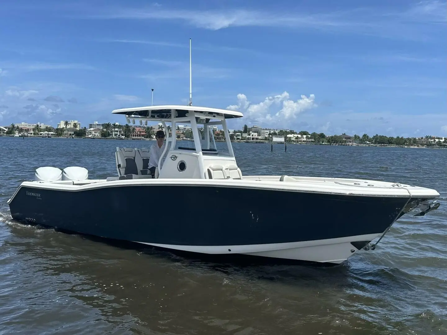 2020 Tidewater Boats 280 cc adventure