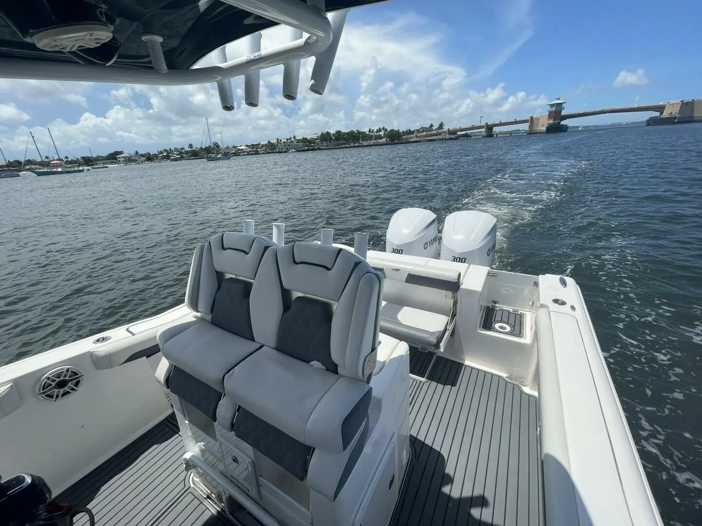 2020 Tidewater Boats 280 cc adventure