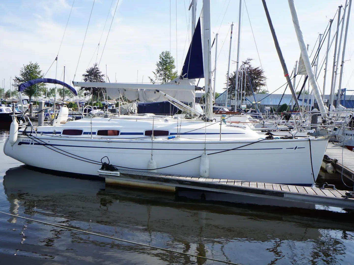 2005 Bavaria 30 cruiser