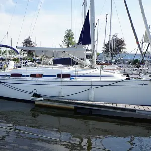 2005 Bavaria 30 Cruiser