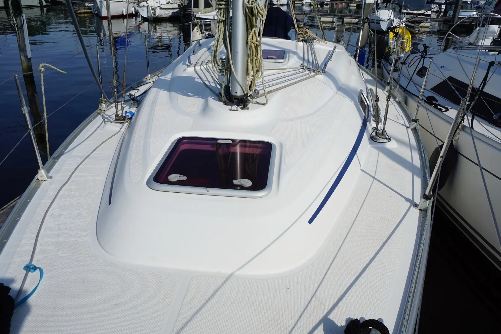 2005 Bavaria 30 cruiser