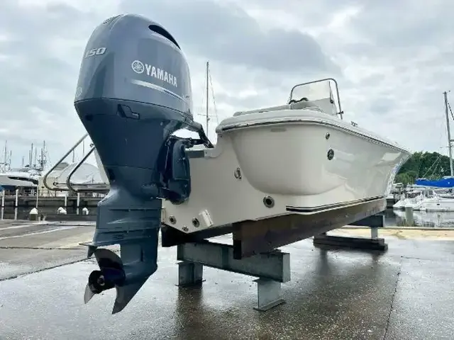 NauticStar Boats 2110 Sport