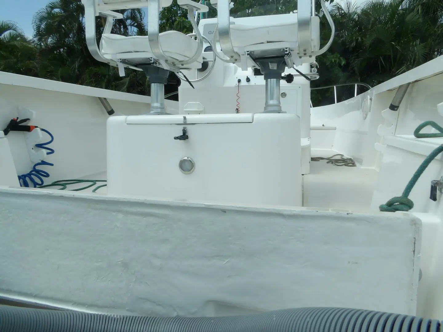 1996 Robalo center console