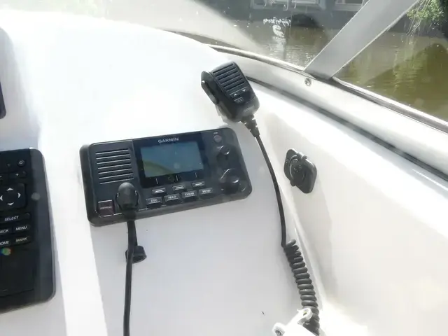 Cobia 220 Dc