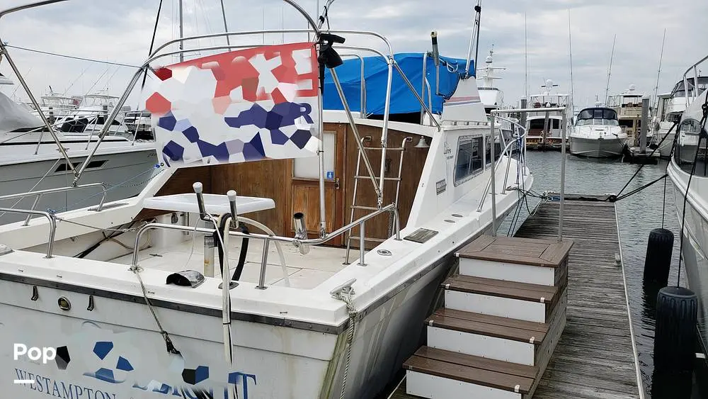 1975 Luhrs 320