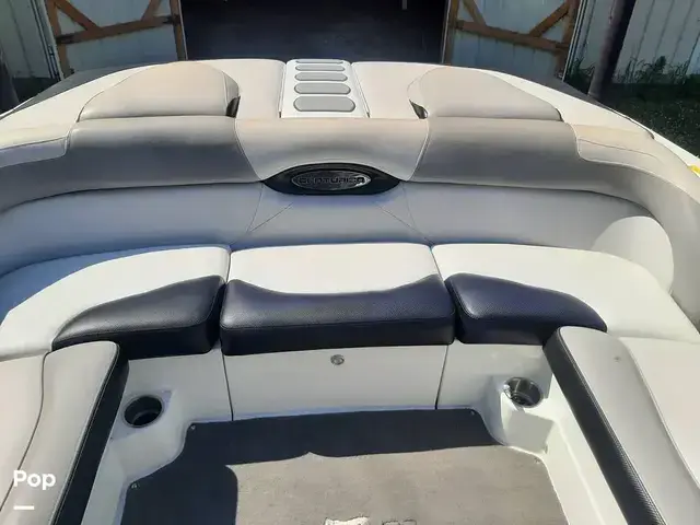 Centurion Boats Enzo SV211