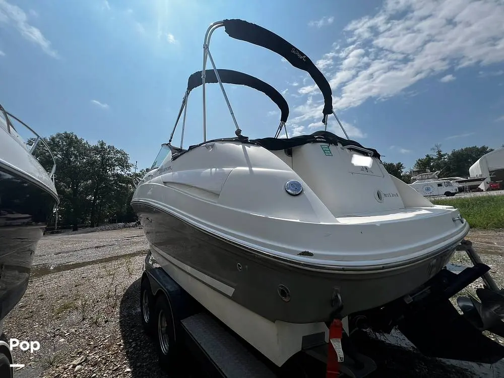 2006 Sea Ray sundancer 240