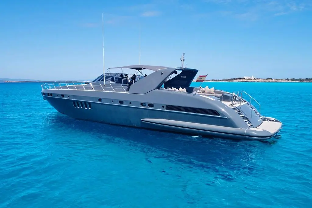 2004 Mangusta 80