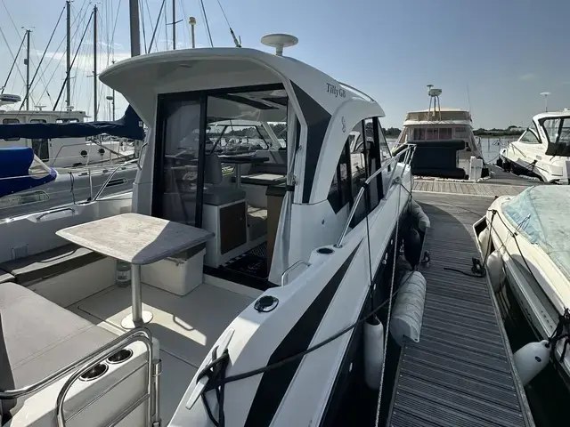 Beneteau Antares 9