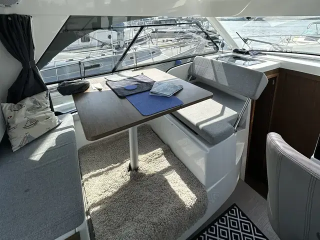 Beneteau Antares 9