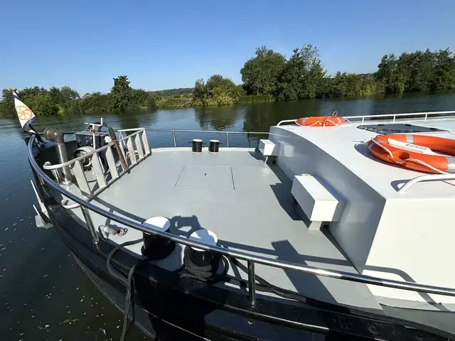 Beurtmotor Dutch Barge 63