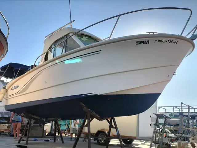 Beneteau Antares 650 HB