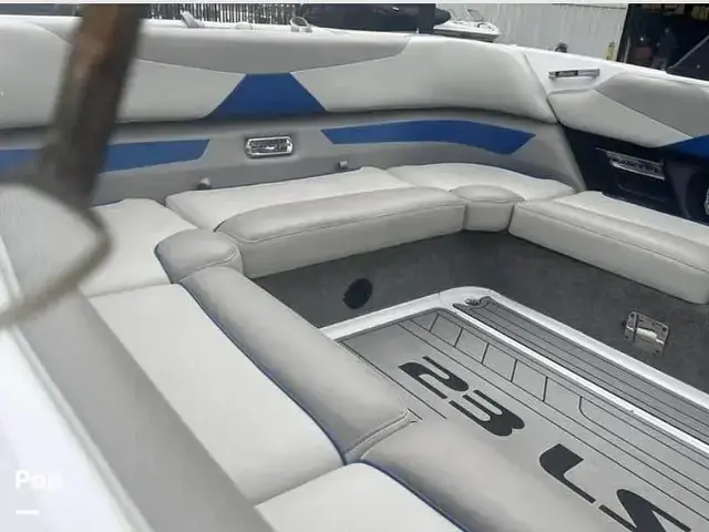 Malibu Wakesetter 23LSV