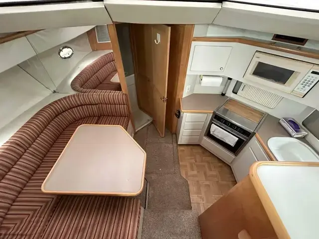 Carver 370 Aft Cabin