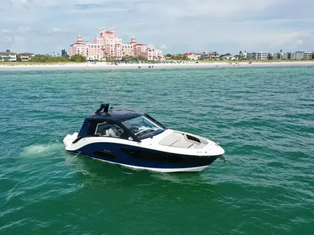 Sea Ray 40