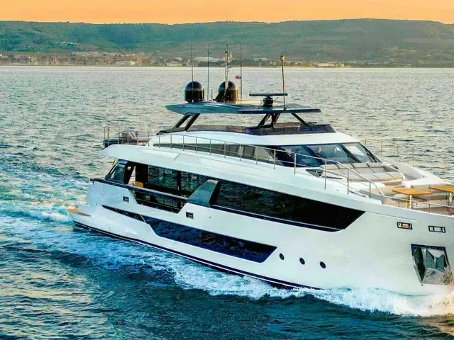 Ferretti Yachts Ferretti 1000