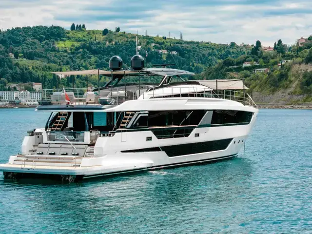 Ferretti Yachts Ferretti 1000