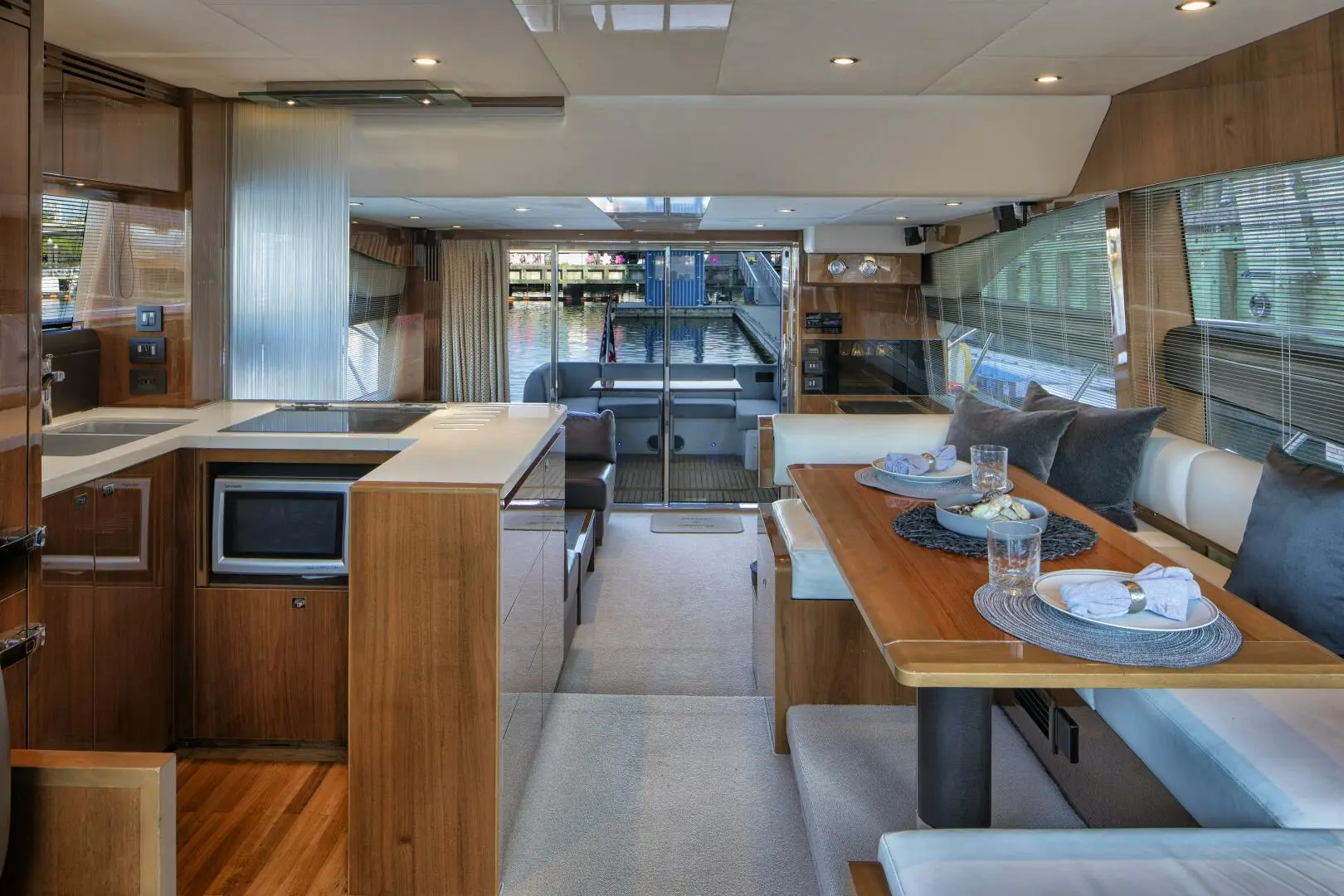 2012 Princess 60