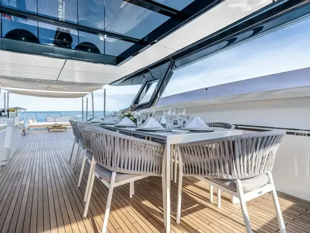 Ferretti Yachts Ferretti 1000