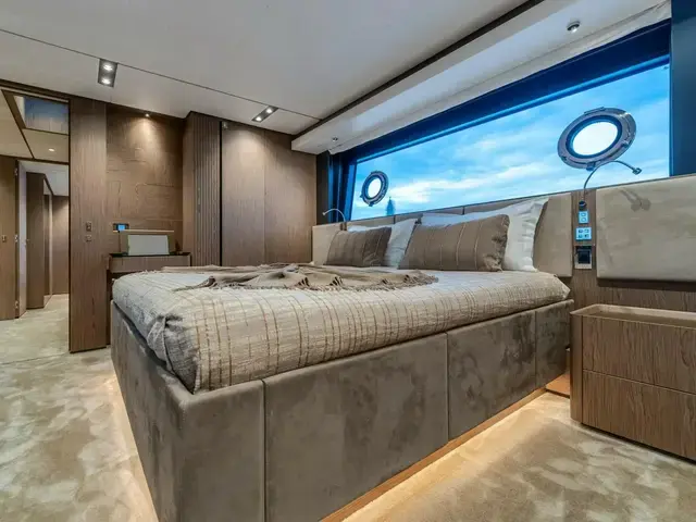 Ferretti Yachts Ferretti 1000