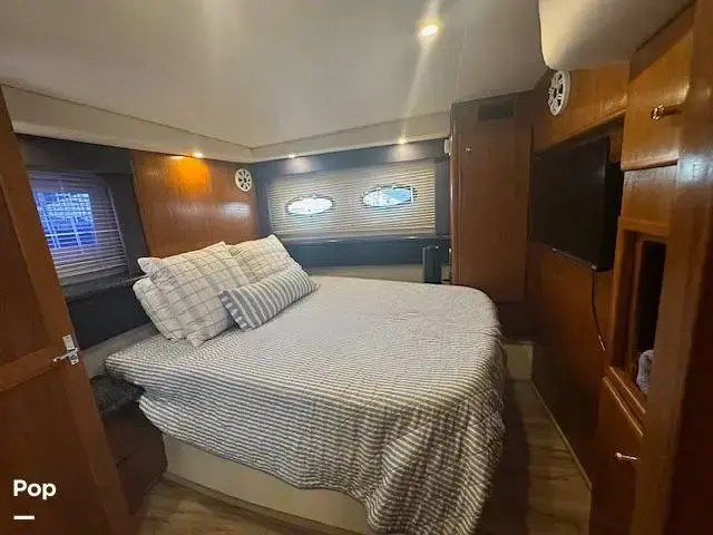 Carver 356 Aft Cabin Motor Yacht