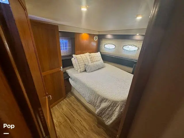 2000 Carver 356 aft cabin motor yacht