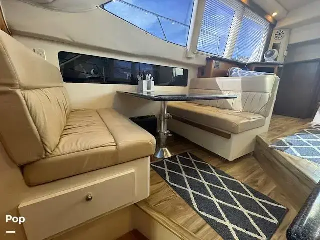 Carver 356 Aft Cabin Motor Yacht