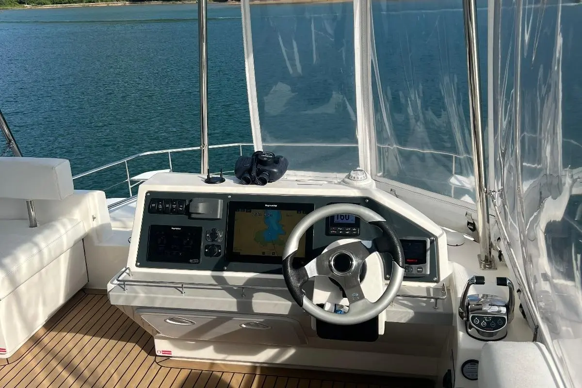 2018 Leopard 43 powercat