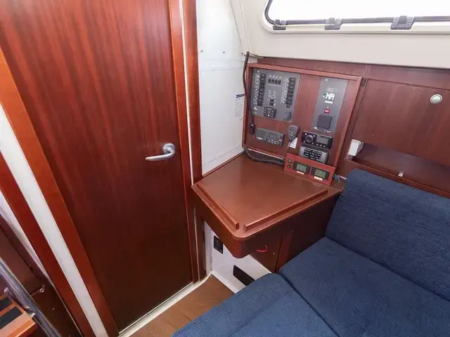 Hanse 320